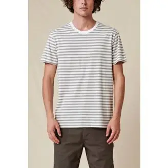 Globe Horizon Striped T-shirt - Kortærmet